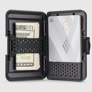 Alternative view of Pelican Protector Black MagSafe Wallet
