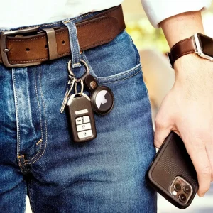 Alternative view of Keychain AirTag Case (Black) - AirTag Case