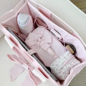 Tote organizer full of items inside jelly tote #color_ballet pink