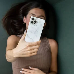 Alternative view of BLOX (White Marble) - iPhone 13